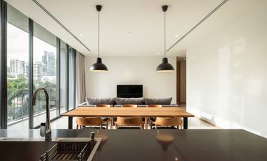 For rent 3 bedrooms condo in Khlong Toei, Bangkok