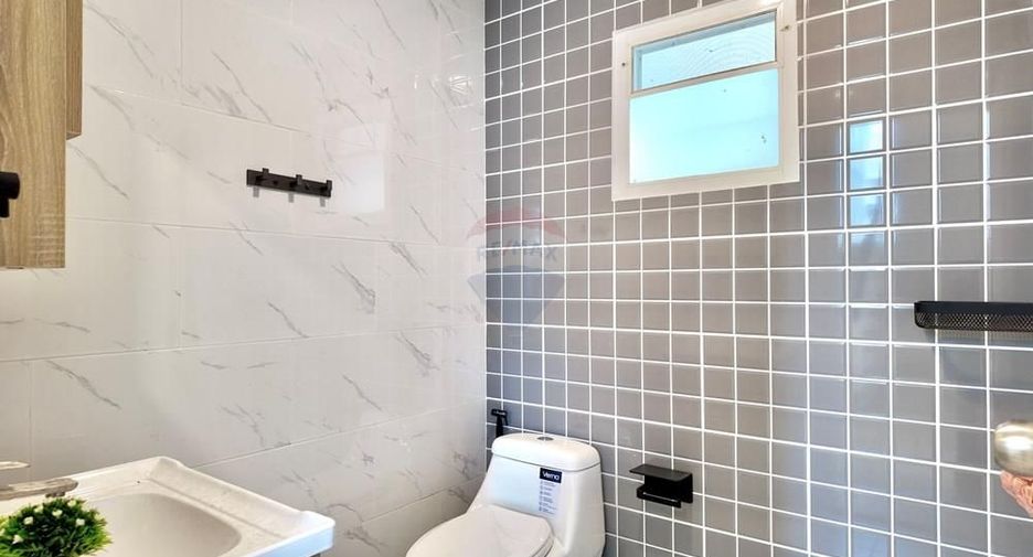 Продажа 3 спальни дом в Самуи, Сураттани