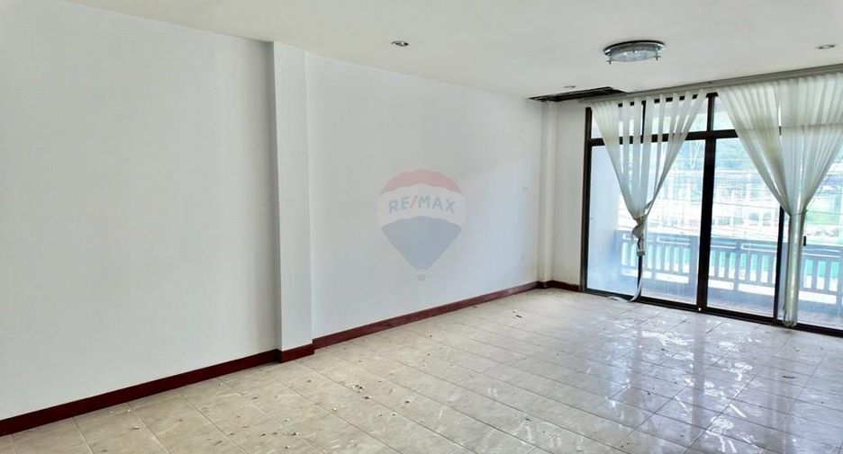 For rent 4 bedrooms retail Space in Ko Samui, Surat Thani