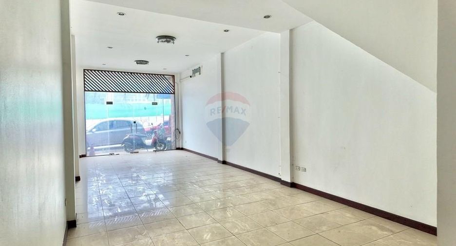 For rent 4 bedrooms retail Space in Ko Samui, Surat Thani