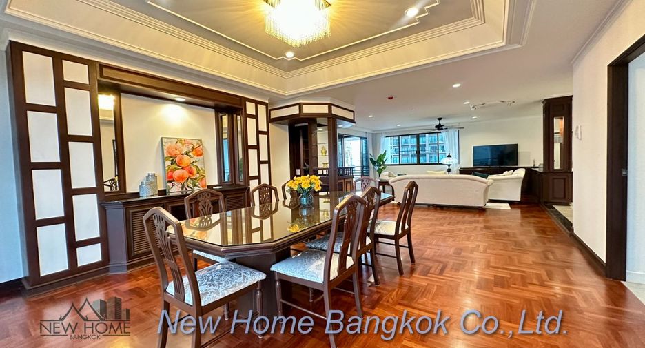 For rent 4 bedrooms apartment in Khlong Toei, Bangkok
