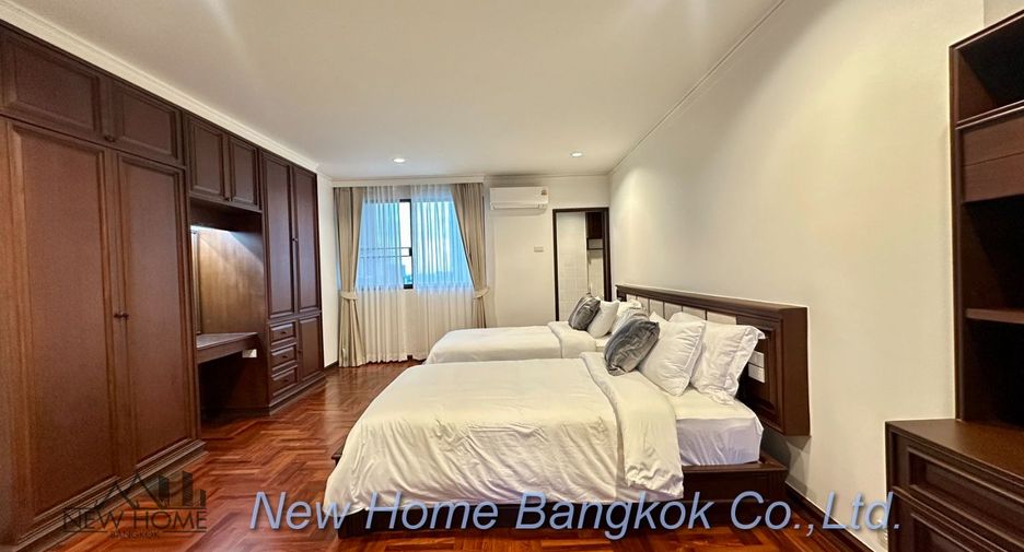 For rent 4 bedrooms apartment in Khlong Toei, Bangkok