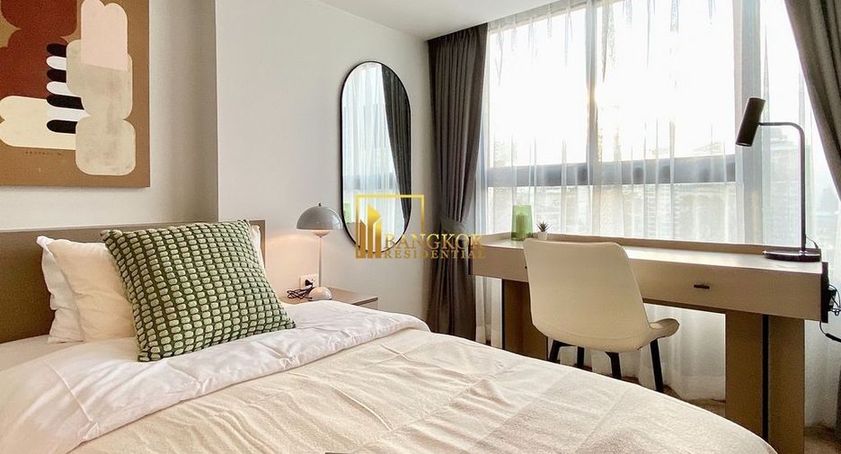 For rent 2 bedrooms condo in Huai Khwang, Bangkok