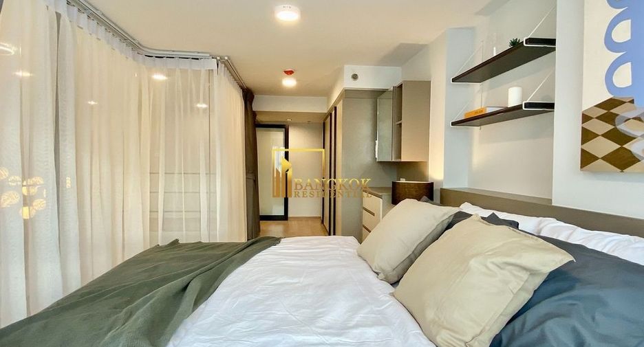 For rent 2 bedrooms condo in Huai Khwang, Bangkok