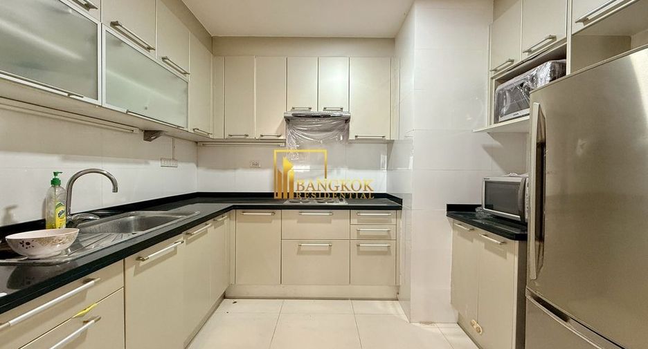 Condo en alquiler de 2 habitaciones en Khlong Toei, Bangkok