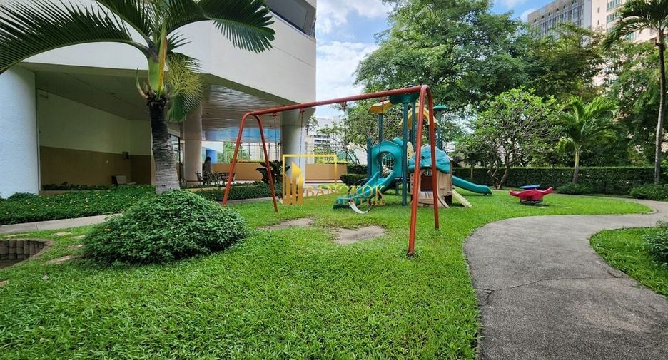 Condo en alquiler de 2 habitaciones en Khlong Toei, Bangkok
