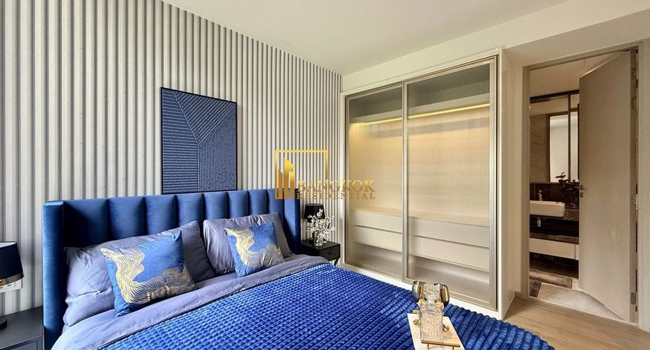 For rent 2 bedrooms condo in Khlong Toei, Bangkok