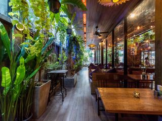For rent retail Space in Khlong Toei, Bangkok