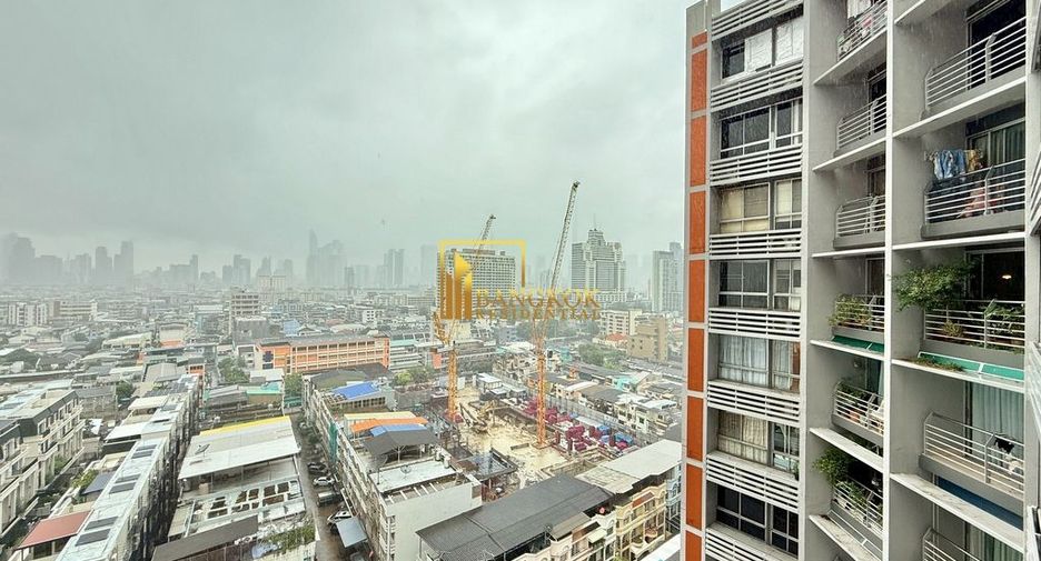 For rent 2 ベッドルーム condo in Yan Nawa, Bangkok