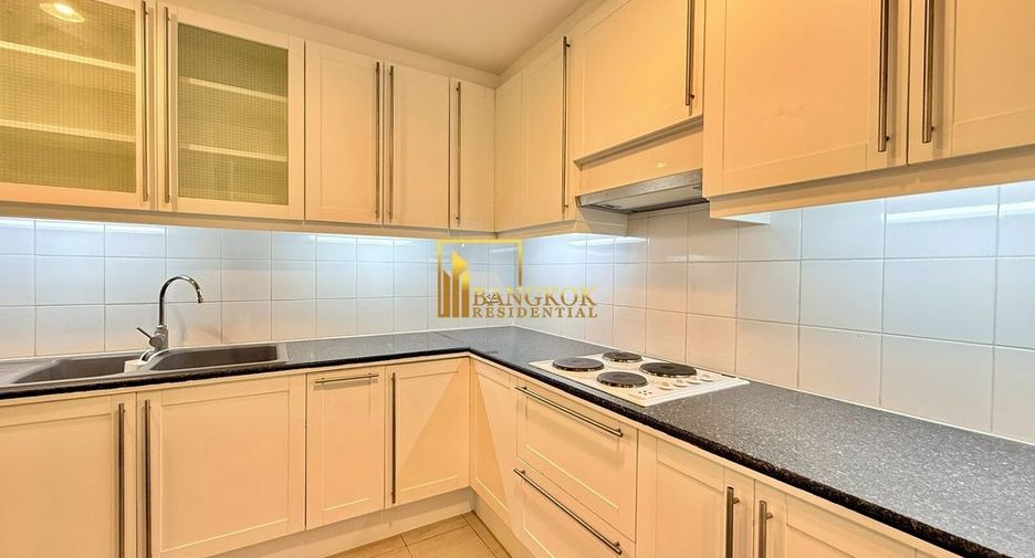 For rent 2 ベッドルーム condo in Yan Nawa, Bangkok