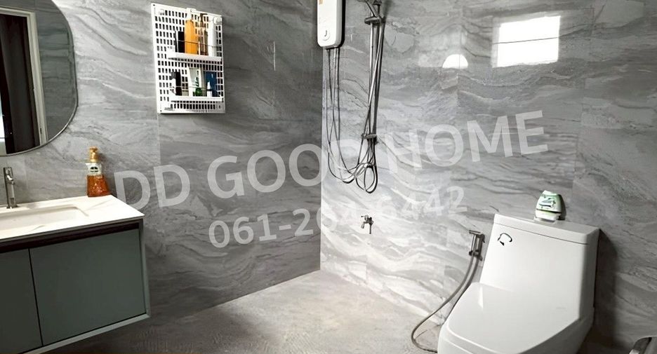 For sale 4 bedrooms house in Mueang Phayao, Phayao
