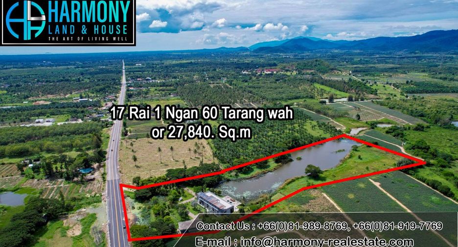 For sale 4 bedrooms house in Mueang Prachuap Khiri Khan, Prachuap Khiri Khan