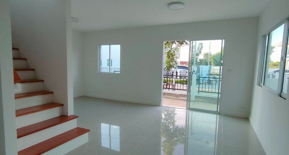 For sale 3 bedrooms townhouse in Bang Phli, Samut Prakan