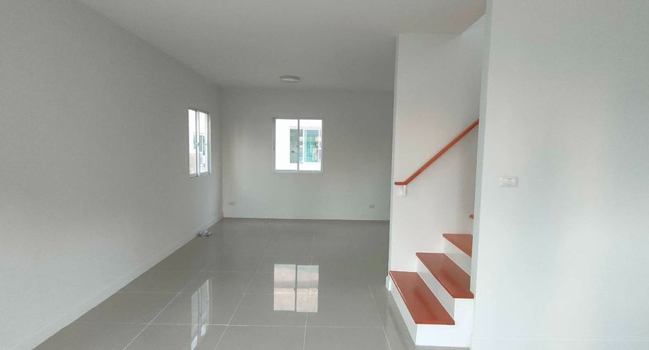 For sale 3 bedrooms townhouse in Bang Phli, Samut Prakan