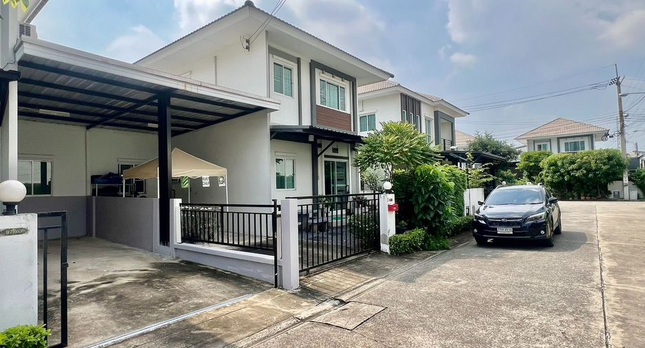 For sale 3 bedrooms townhouse in Bang Phli, Samut Prakan