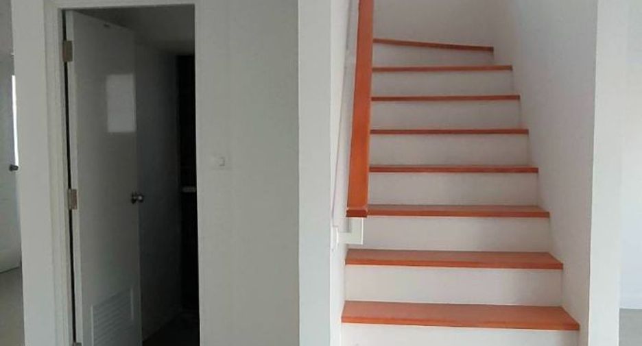 For sale 3 bedrooms townhouse in Bang Phli, Samut Prakan