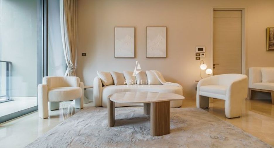 For rent and for sale 2 bedrooms condo in Pathum Wan, Bangkok