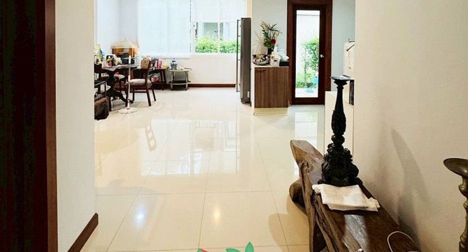 Casa en venta de 3 habitaciones en Bang Phli, Samut Prakan
