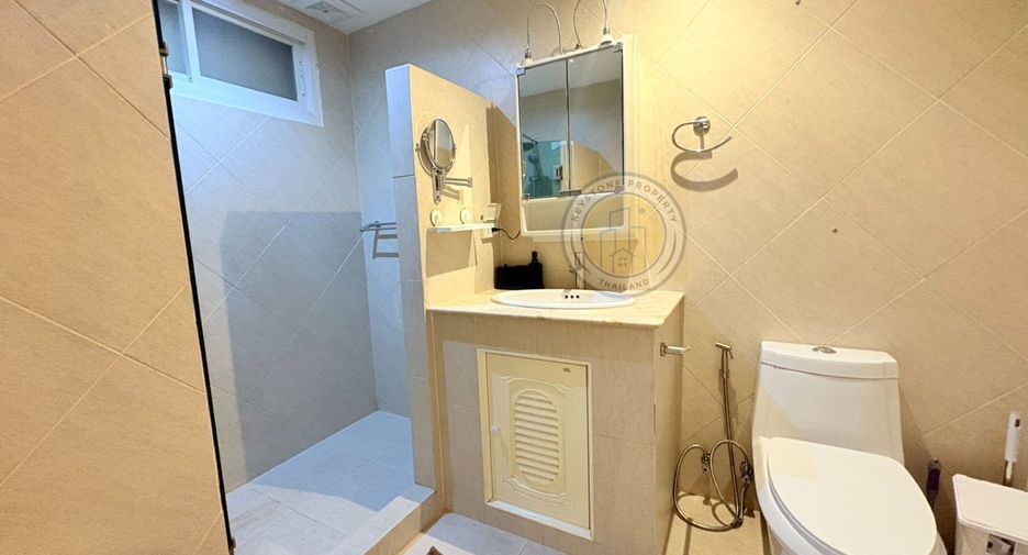 For rent and for sale 3 bedrooms condo in Bang Lamung, Chonburi