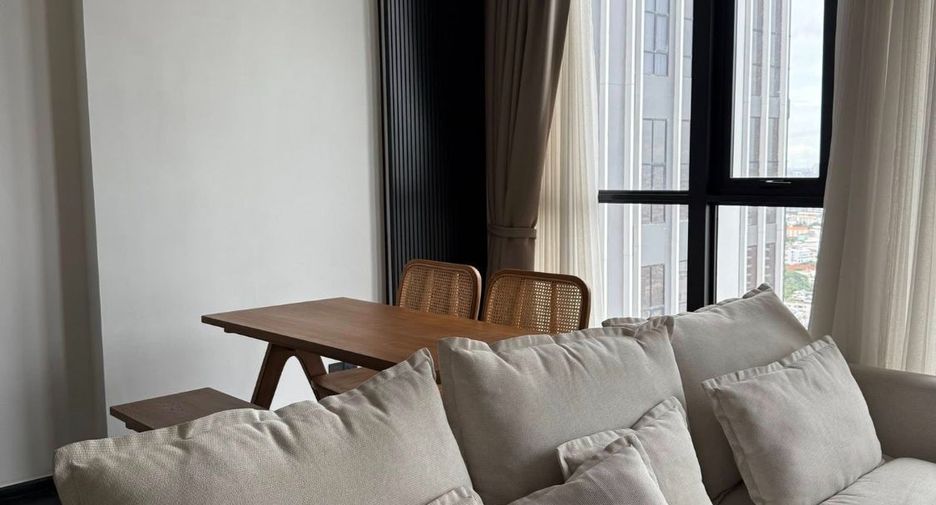 Wohnung zur Miete und zum Kauf mit 2 Zimmer in Watthana, Bangkok