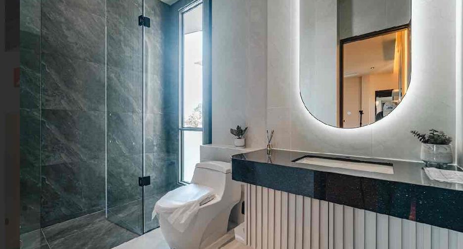 Villa en venta de 5 habitaciones en Bang Lamung, Chonburi
