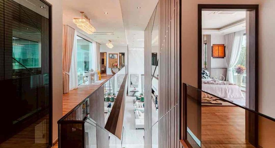 Villa en venta de 5 habitaciones en Bang Lamung, Chonburi