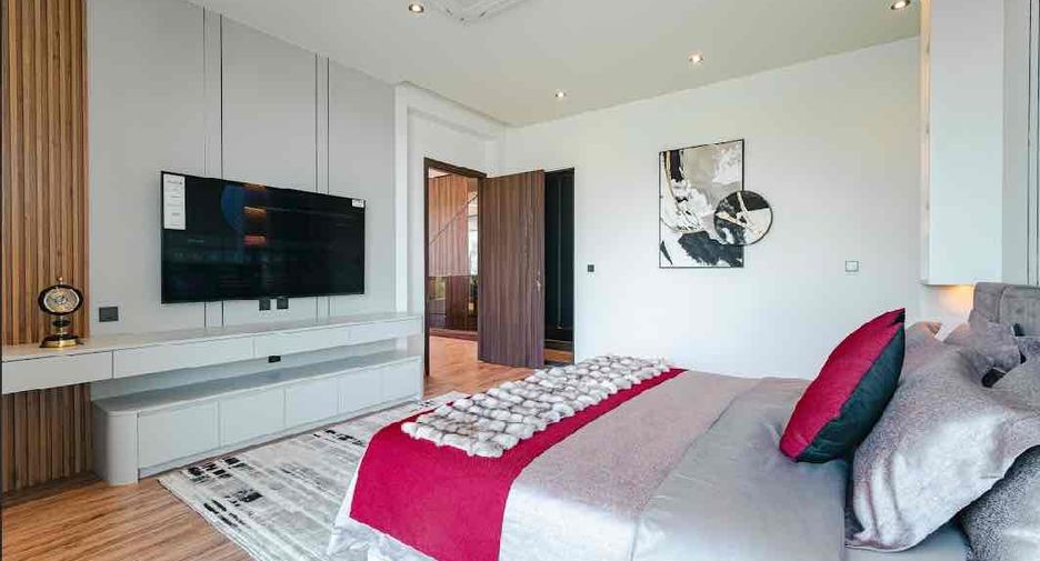 Villa en venta de 5 habitaciones en Bang Lamung, Chonburi