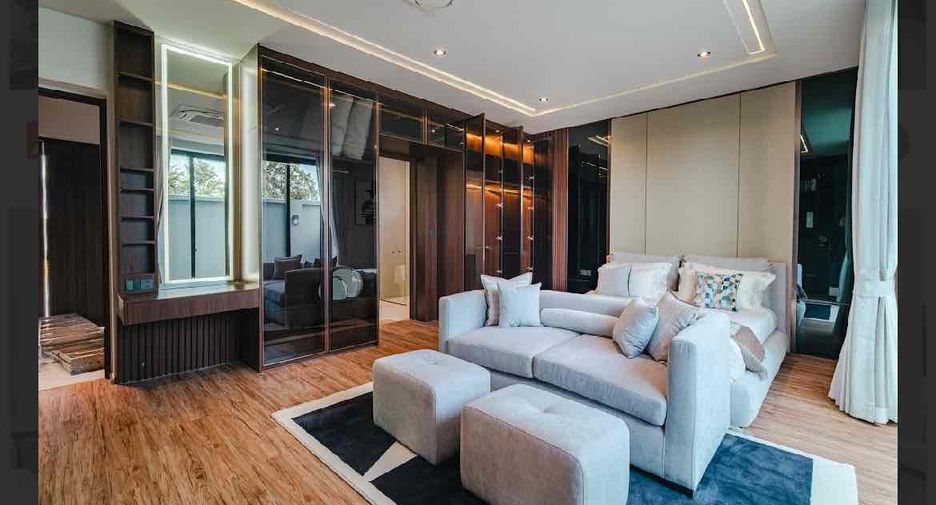 Villa en venta de 5 habitaciones en Bang Lamung, Chonburi