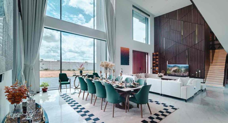 Villa en venta de 5 habitaciones en Bang Lamung, Chonburi