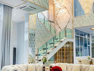 Villa en alquiler y en venta de 7 habitaciones en Bang Lamung, Chonburi