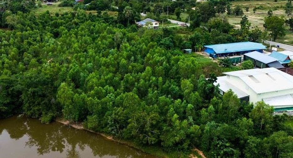For sale land in Khao Yoi, Phetchaburi