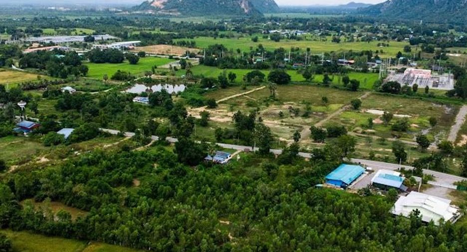 For sale land in Khao Yoi, Phetchaburi