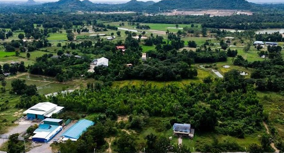 For sale land in Khao Yoi, Phetchaburi