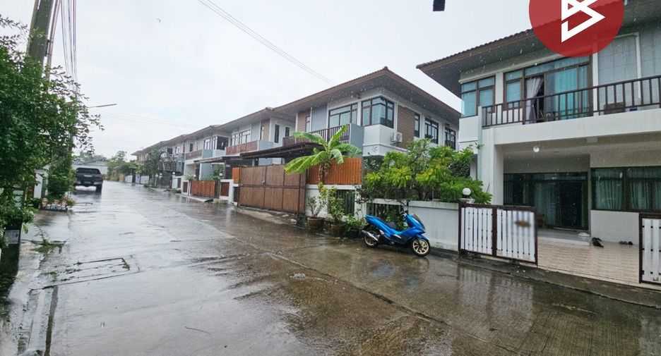 For sale 3 bedrooms house in Si Racha, Chonburi