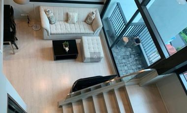 For sale 1 Beds condo in Khlong Toei, Bangkok