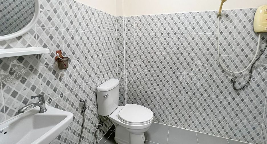 For sale 2 bedrooms townhouse in Pak Kret, Nonthaburi