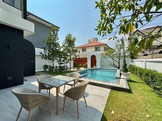 Villa en alquiler de 5 habitaciones en Mueang Chiang Mai, Chiang Mai