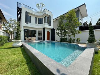 Villa en alquiler de 5 habitaciones en Mueang Chiang Mai, Chiang Mai
