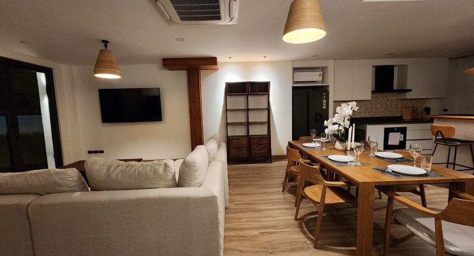 For rent 5 bedrooms villa in Mueang Chiang Mai, Chiang Mai