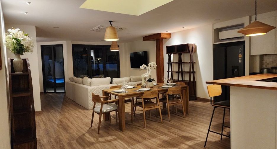 For rent 5 bedrooms villa in Mueang Chiang Mai, Chiang Mai