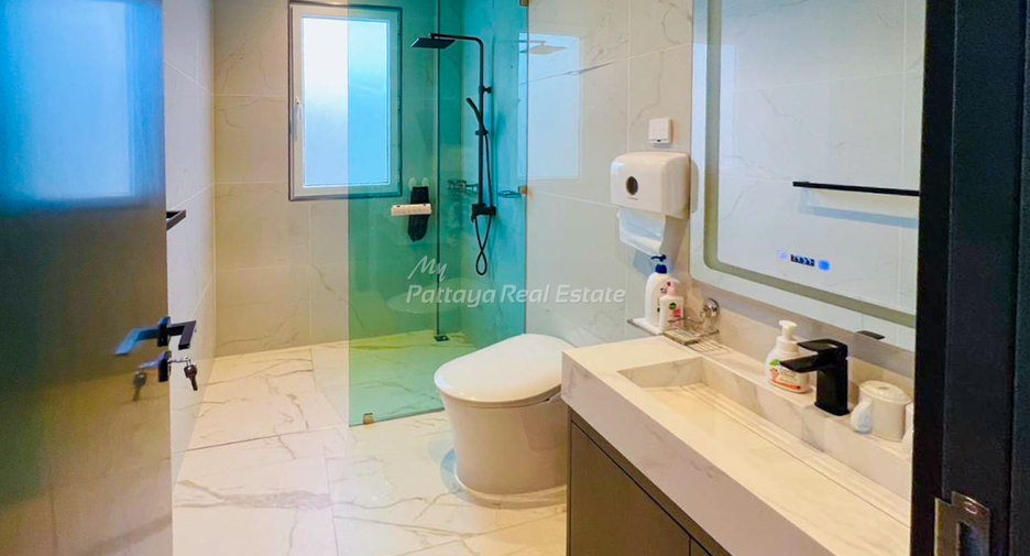 For sale 10 bedrooms villa in Bang Lamung, Chonburi