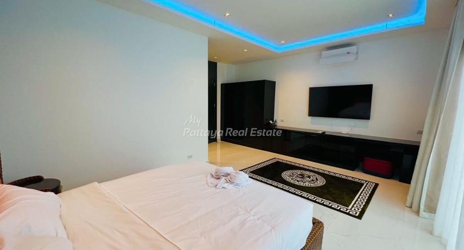 For sale 10 bedrooms villa in Bang Lamung, Chonburi