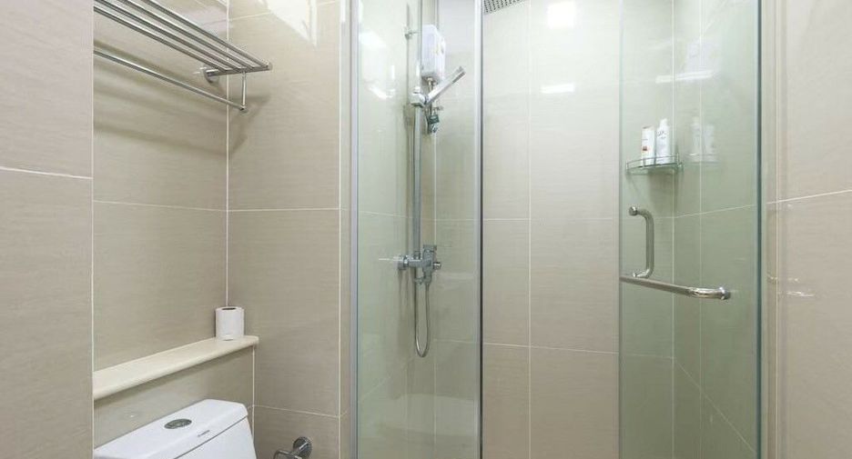 For sale 1 bed condo in Huai Khwang, Bangkok