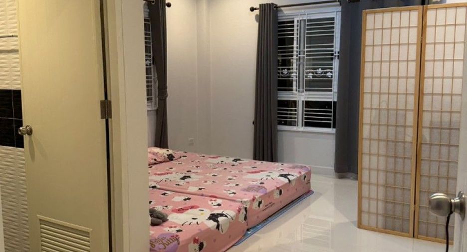 À vendre 2 chambres maison à Si Racha, Chonburi