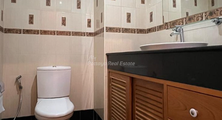For sale 1 bed condo in Bang Lamung, Chonburi