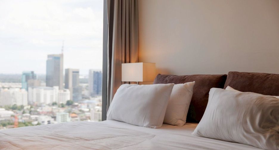 For rent and for sale 2 bedrooms condo in Khlong Toei, Bangkok