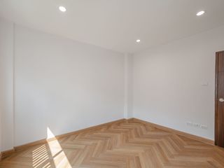 For sale 4 bedrooms condo in Lat Phrao, Bangkok