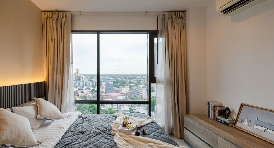 For sale 2 bedrooms condo in Khlong Toei, Bangkok