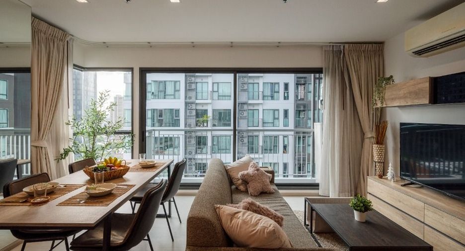 For sale 2 bedrooms condo in Khlong Toei, Bangkok