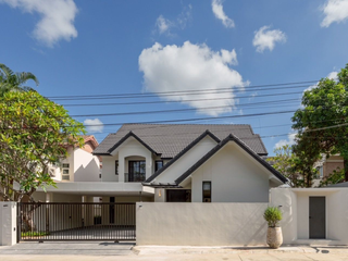 Villa en venta de 5 habitaciones en Mueang Chiang Mai, Chiang Mai